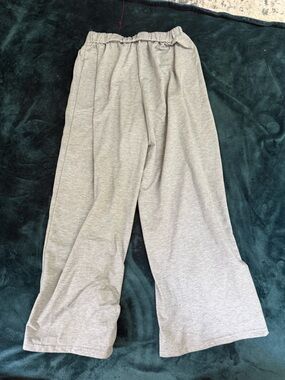 Light Gray Bottoms - Soft Stretch Pants (M)